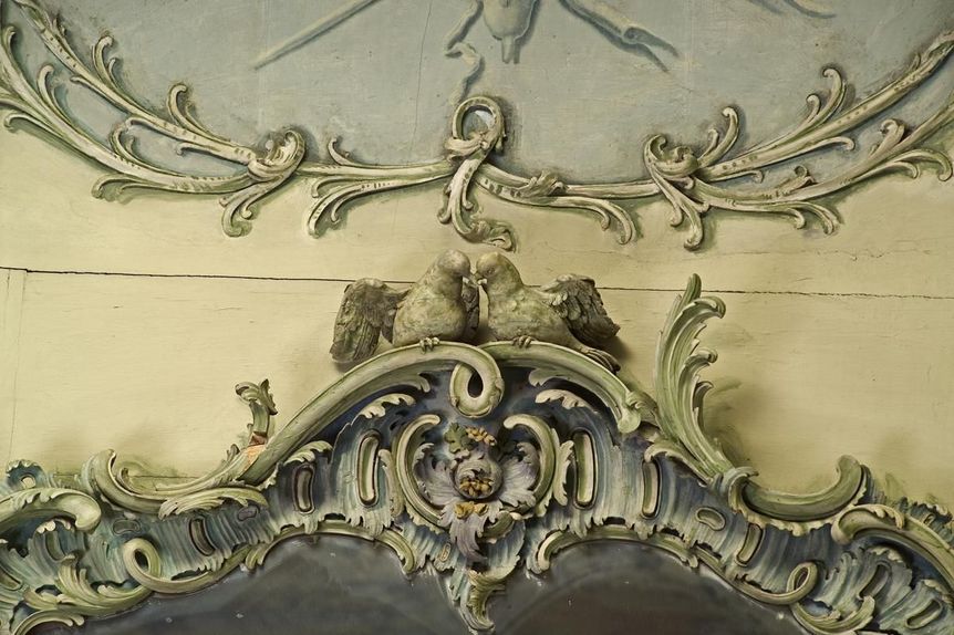 photo: Staatliche Schlösser und Gärten Baden-Württemberg, Andrea Rachele Mannheim Baroque Palace, stucco in the Library and Garden Cabinet